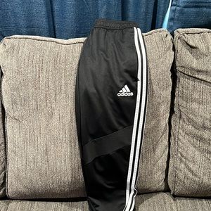 Size M adidas joggers with zipper pants.